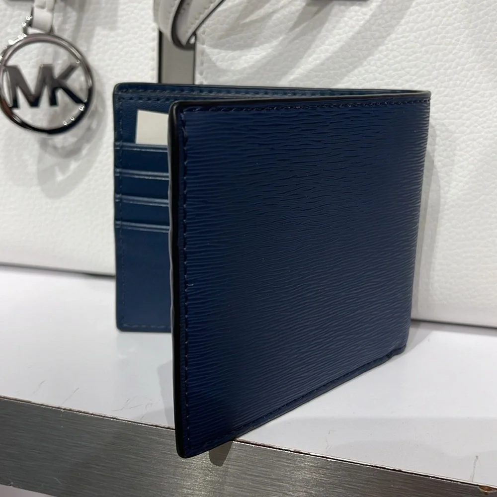 Michael Kors Cooper Billfold Wallet
Navy 
NWT - Picture 3 of 16